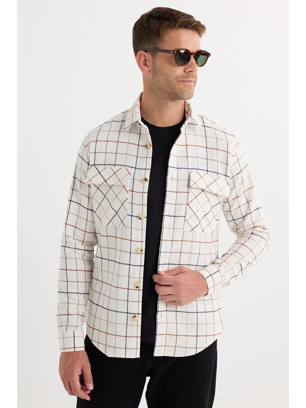 Karışık Erkek Slim Fit Dar Kesim Spor Yaka Çift Cep Kapaklı Kareli Gömlek