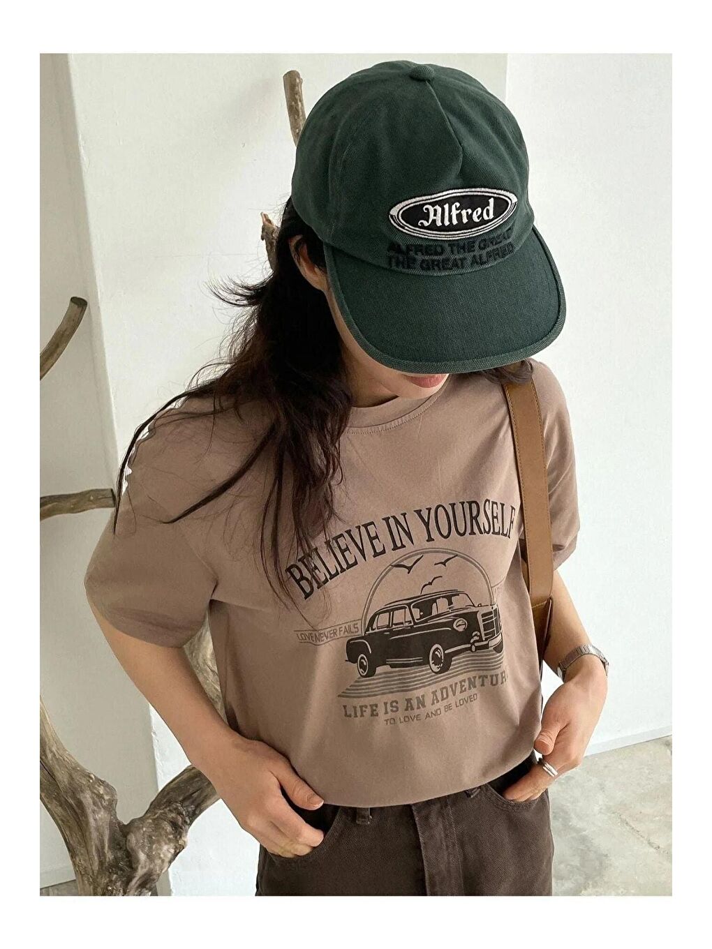 Kadın Kahverengi Believe In Yourself Baskılı Oversize Tişört-1