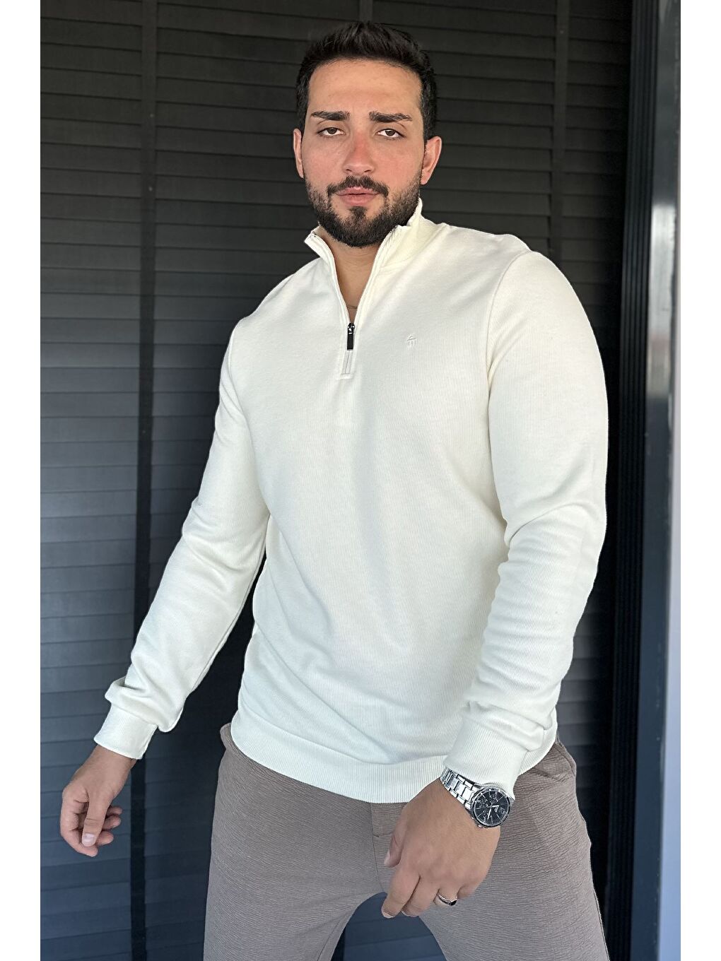 Ekru Yarım Fermuarlı Dik Yaka Selanik Sweatshirt