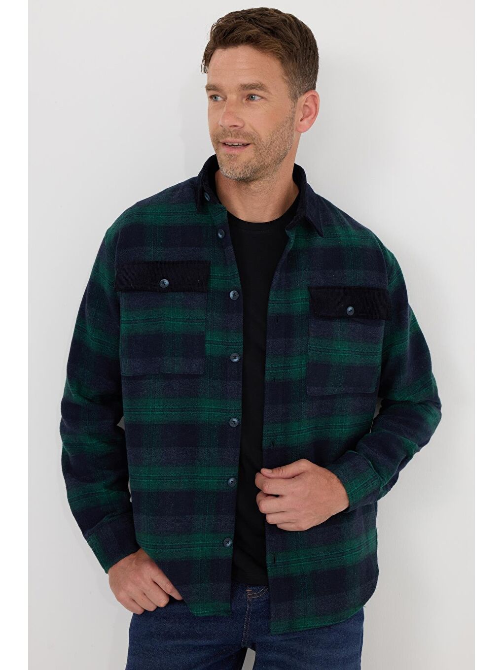 Karışık Erkek Relax Fit Rahat Kesim Spor Yaka Kareli Çift Cep Kapaklı Kışlık Gömlek-4