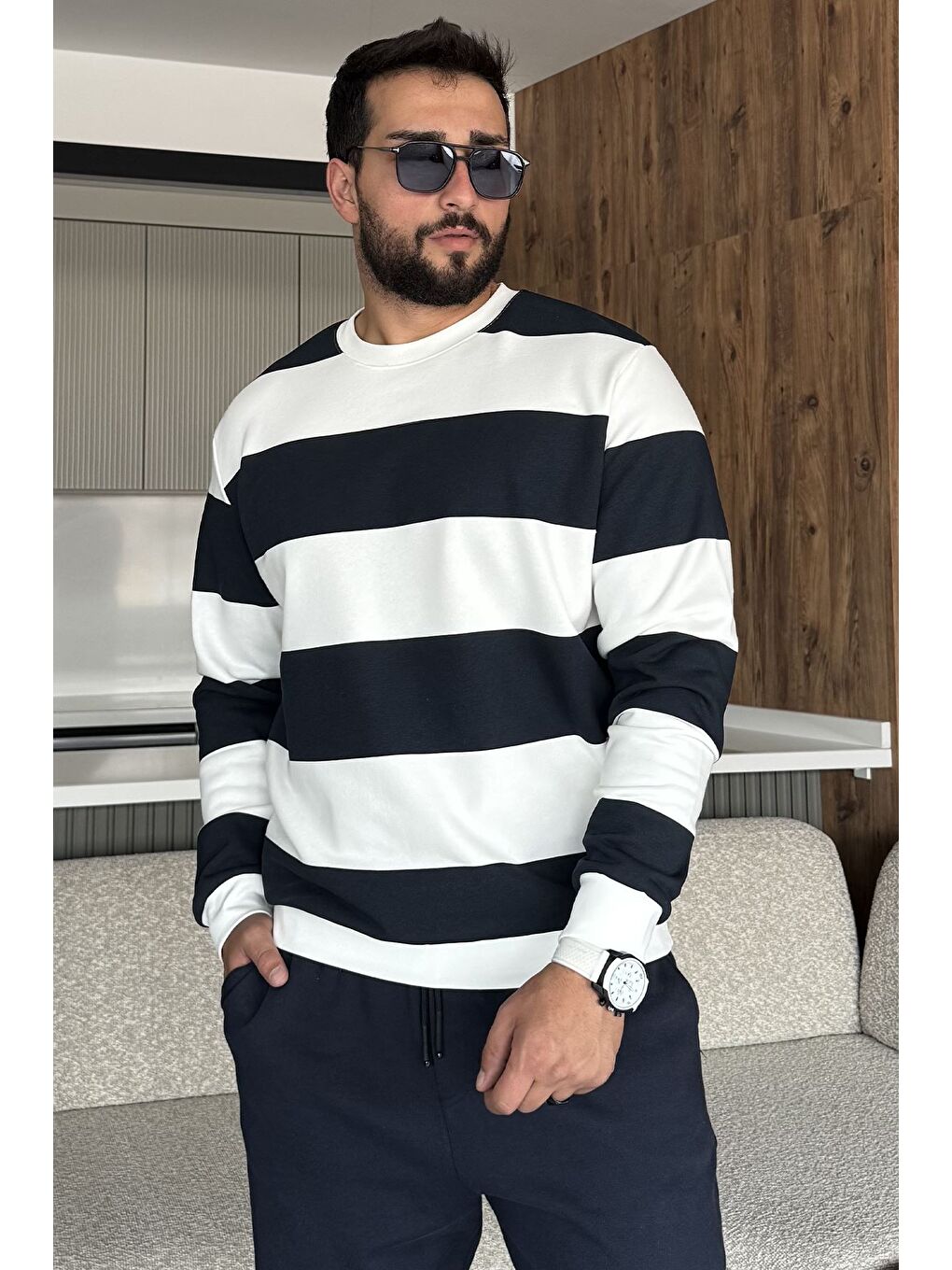 Lacivert Erkek Bisiklet Yaka Renk Bloklu Sweatshirt-1