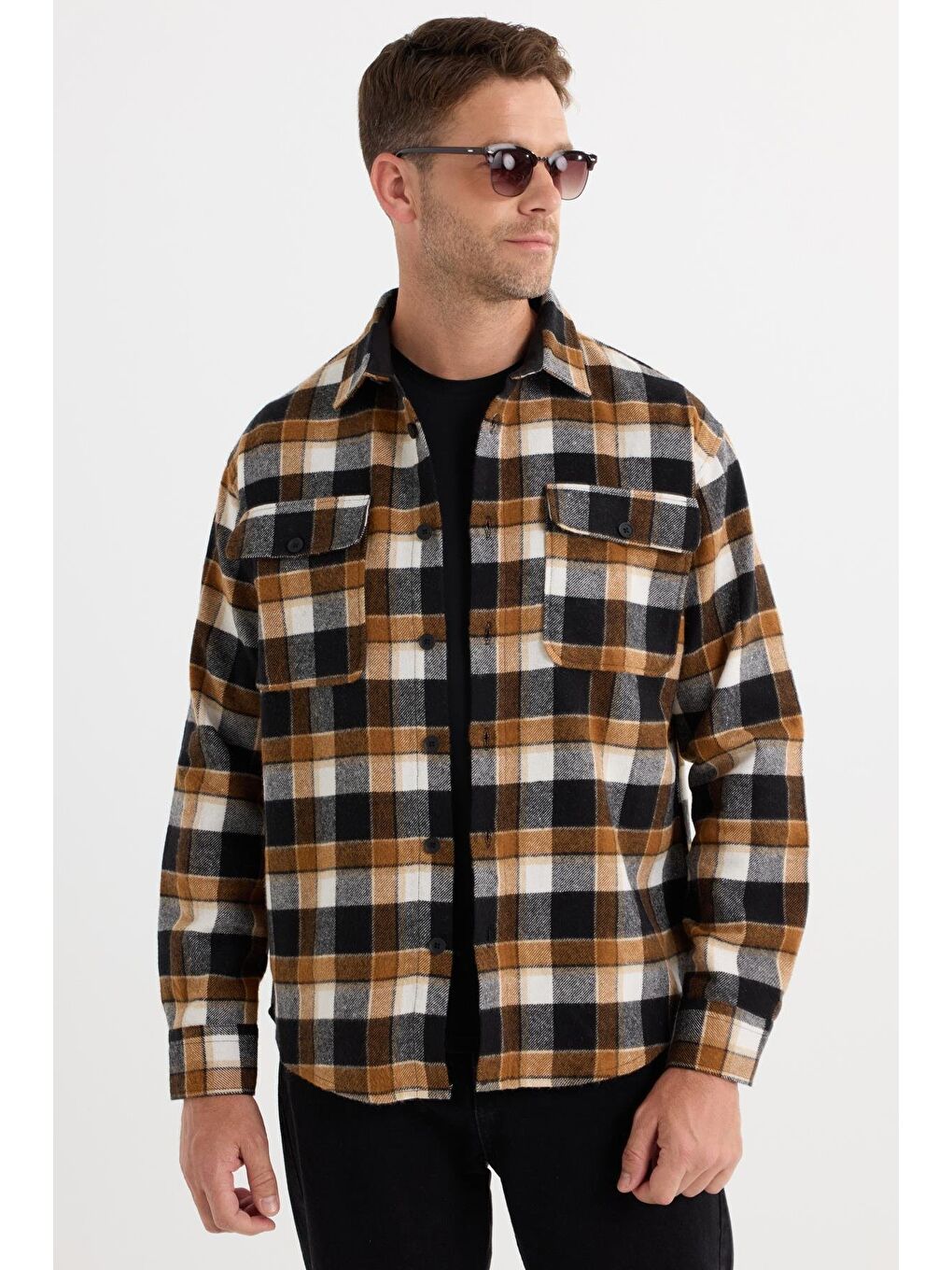 Karışık Relax Fit Rahat Kesim Çift Cep Kapaklı Kışlık Oduncu Kareli Erkek Gömlek-3