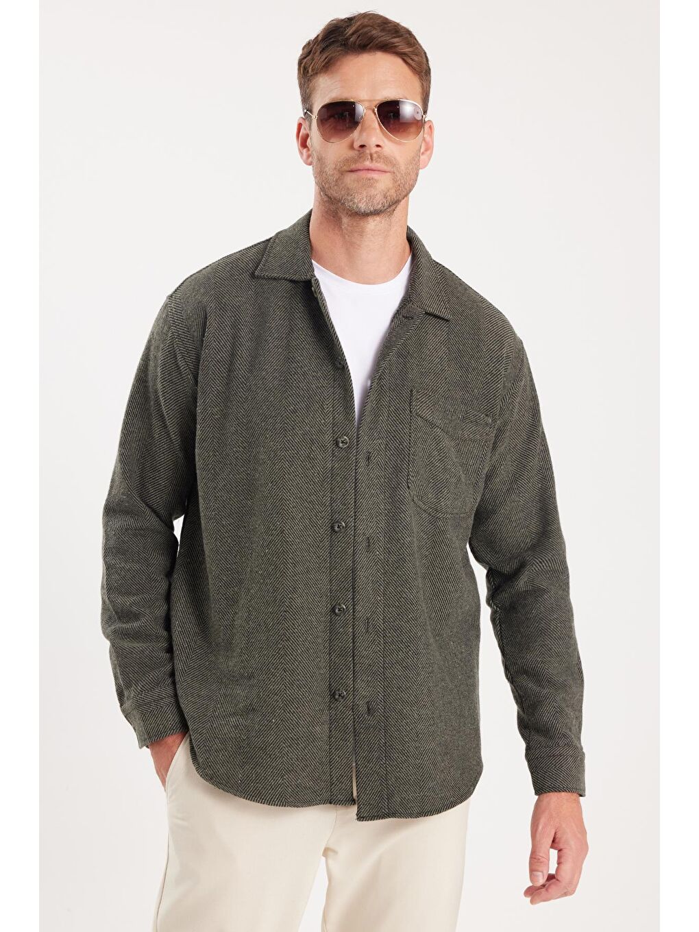 Erkek Relax Fit Rahat Kesim Oduncu Tek Cepli Kapaklı Armürlü Haki Apaş Yaka Kışlık Gömlek-3