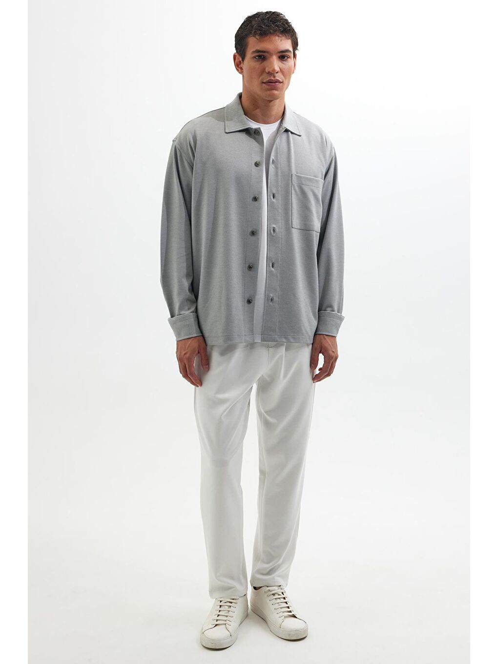 Erkek Relax Fit Rahat Kesim Uzun Kollu Düz Örme Kumaş Yandan Yırtmaçlı Gri Gömlek-3