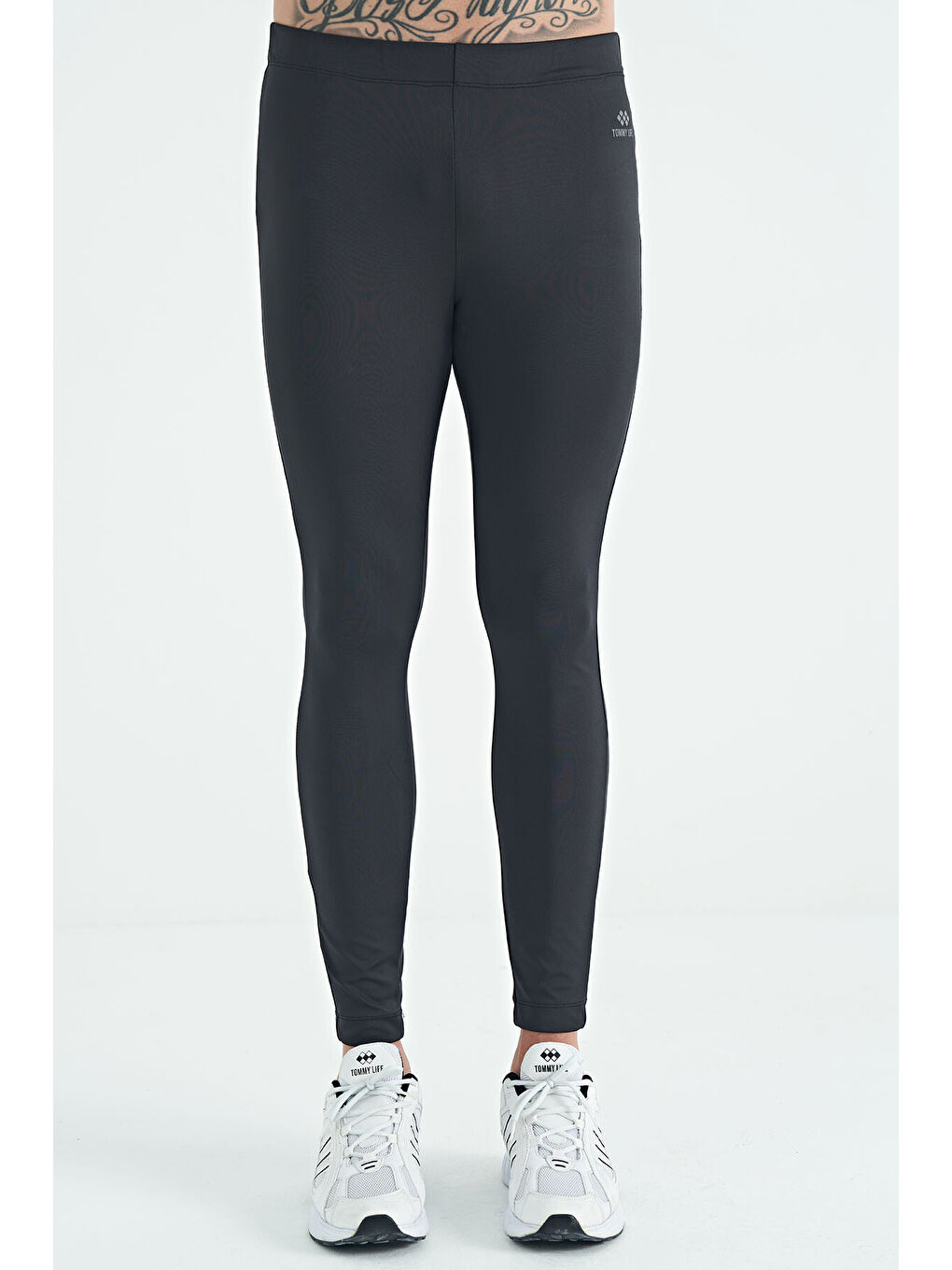 TOMMYLIFE Siyah Arka Bilek Baskı Detaylı Yüksek Bel Slim Fit Aktif Spor Erkek Tayt - 84988 - 1