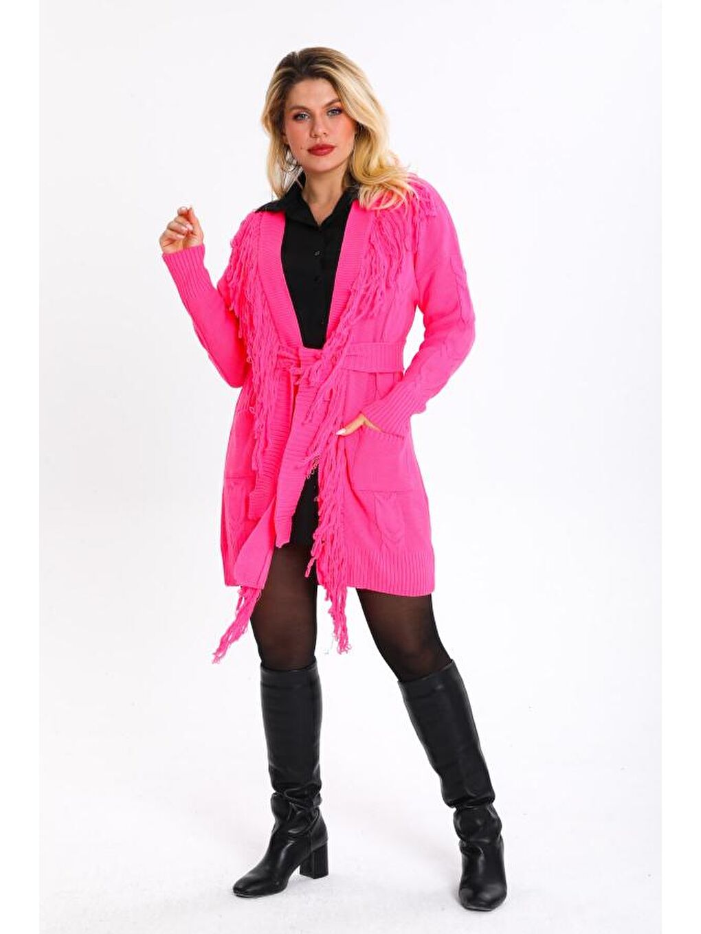 Fuşya Kadın Saç Örgülü Püsküllü Triko Hırka 019
