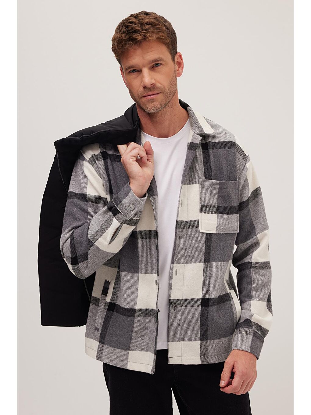 Karışık Erkek Relax Fit Rahat Kesim Spor Yaka Kareli Flotalı Cep Kışlık Gömlek-1