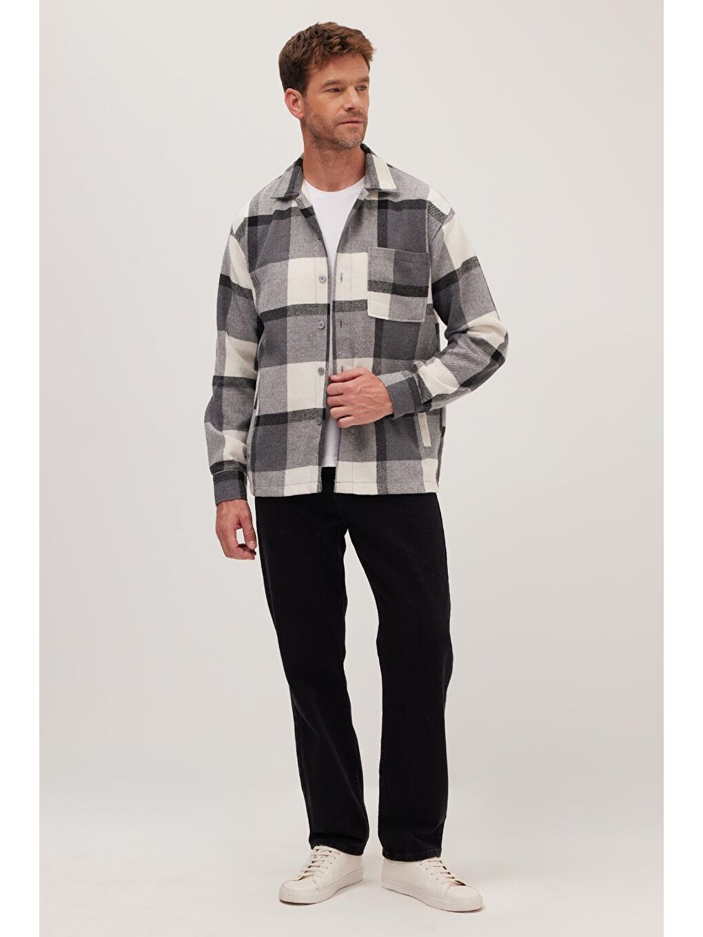 Karışık Erkek Relax Fit Rahat Kesim Spor Yaka Kareli Flotalı Cep Kışlık Gömlek-3