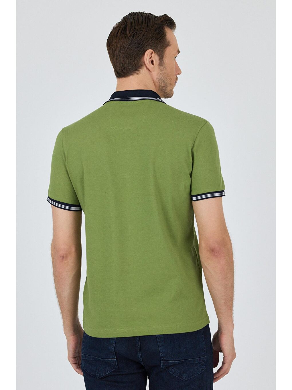 Yeşil Kısa Kol Düz Pike Polo Yaka Cepsiz %100 Pamuk Slim Fit Tişört 1011250130-4