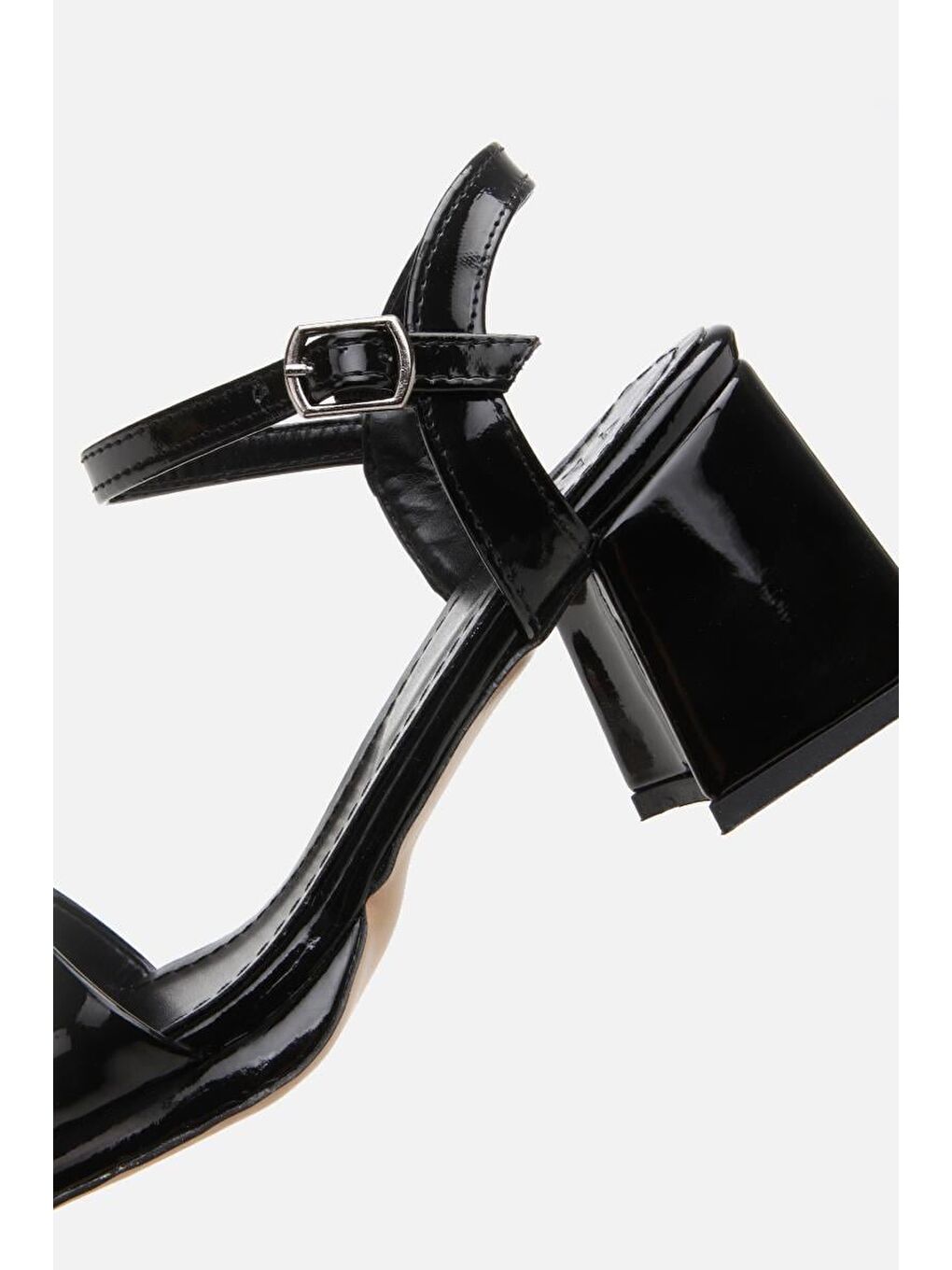 Kadın Siyah Topuklu Sandalet-6