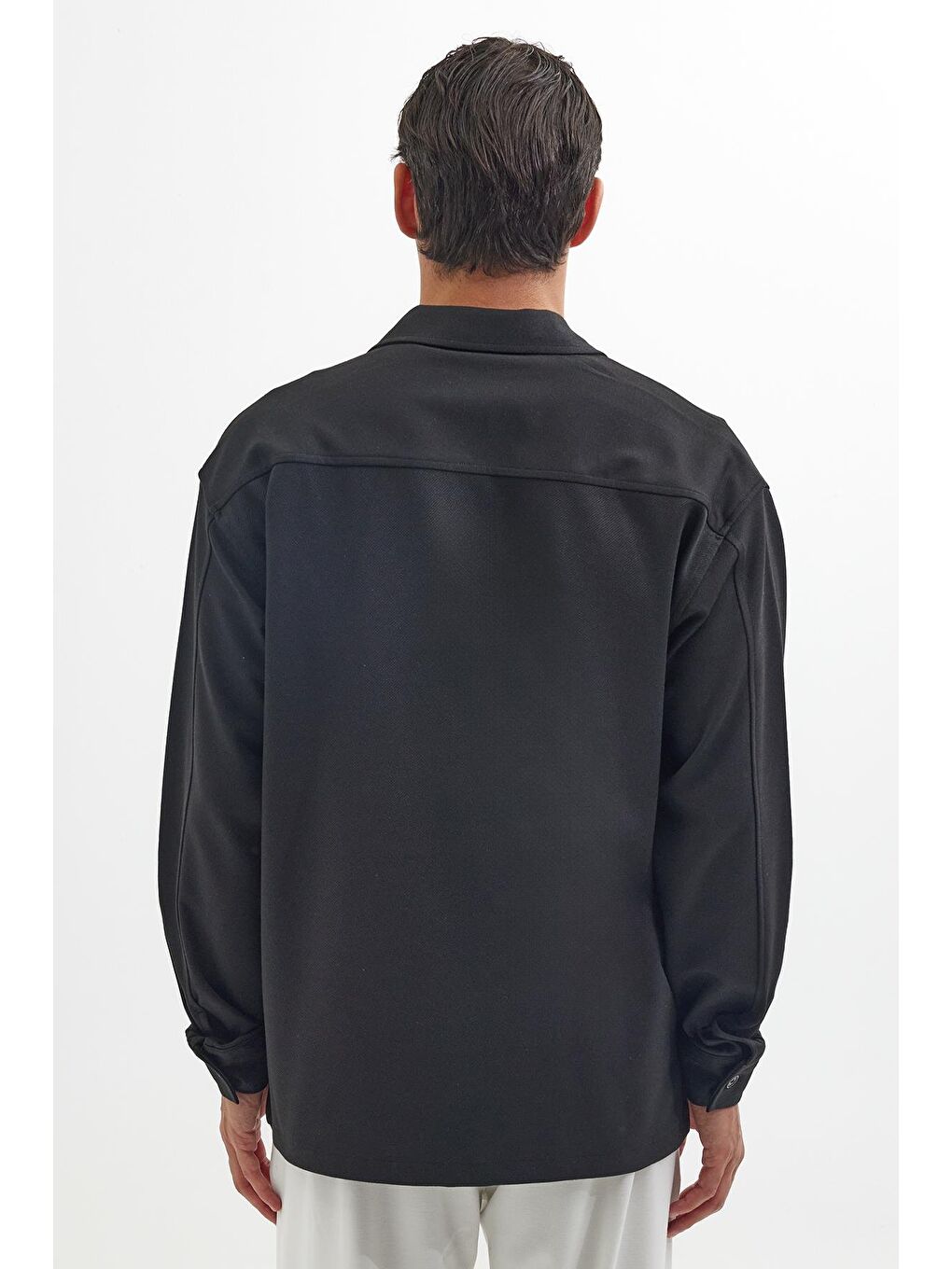 Erkek Relax Fit Rahat Kesim Uzun Kollu Düz Örme Kumaş Yandan Yırtmaçlı Siyah Gömlek-6