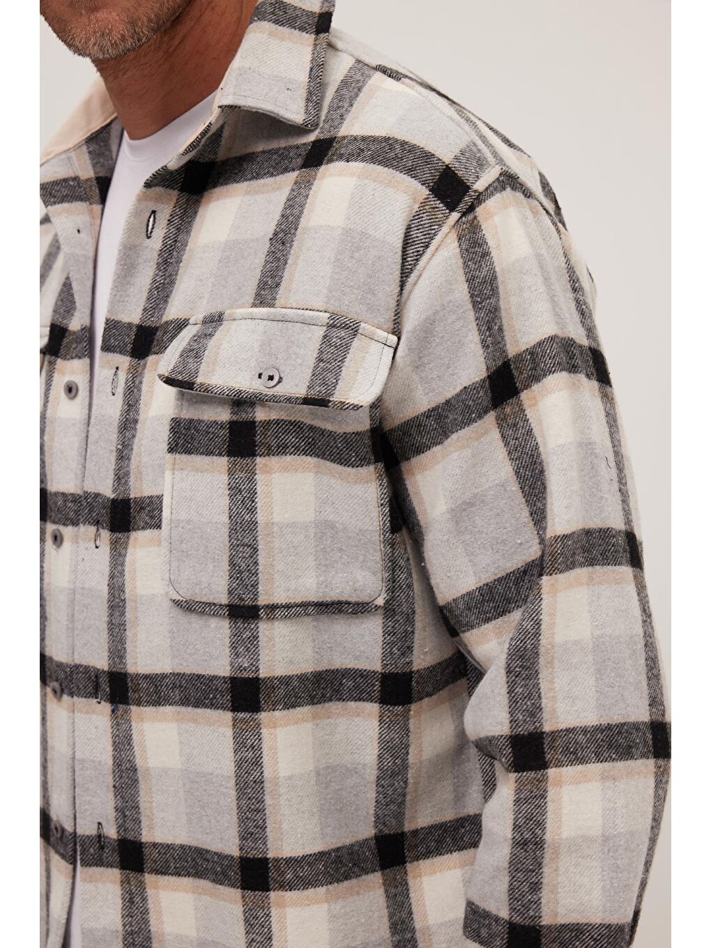 Karışık Relax Fit Rahat Kesim Çift Cep Kapaklı Kışlık Oduncu Kareli Erkek Gömlek-2