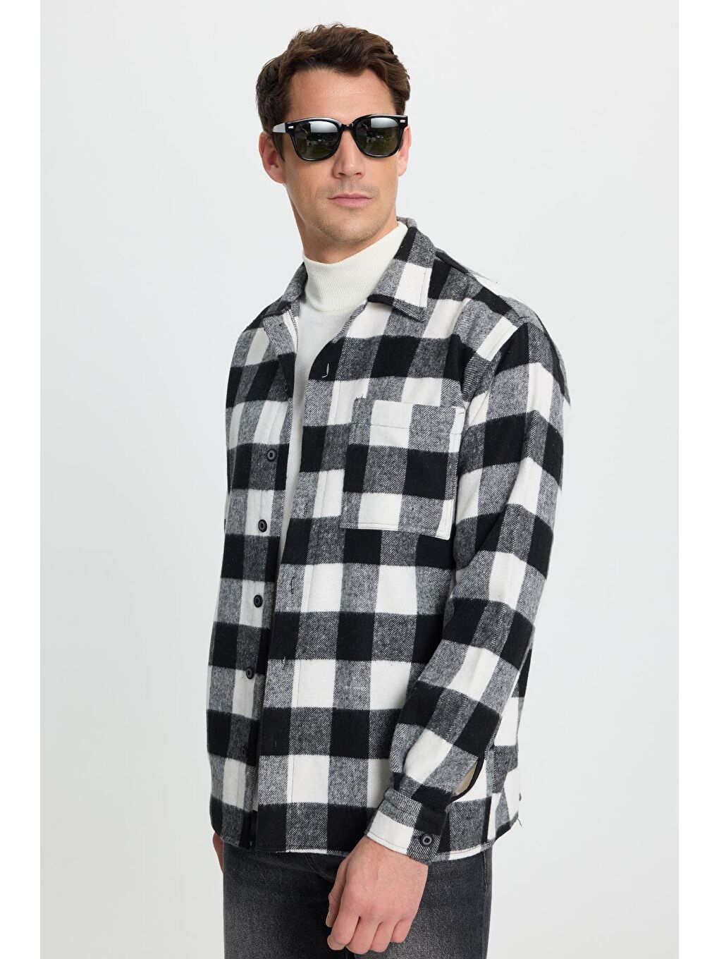 Karışık Erkek Relax Fit Rahat Kesim Uzun Kollu Cepli Dama Desen Kareli Apaş Yaka Kışlık Oduncu Gömlek-5