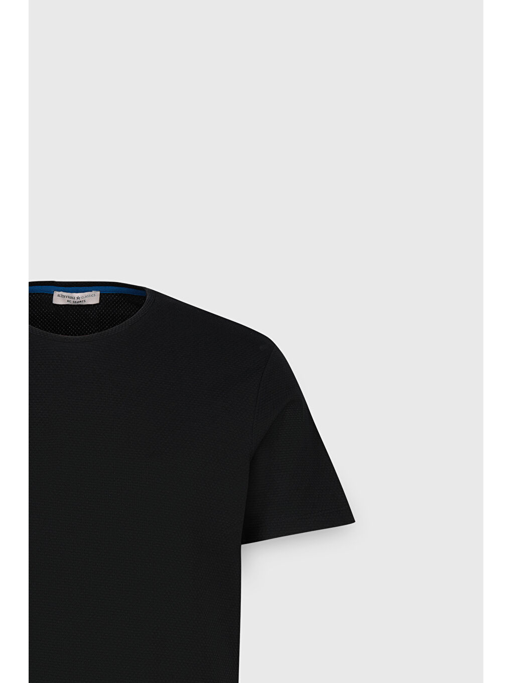 Erkek Siyah Slim Fit Dar Kesim Bisiklet Yaka Desenli Tişört-6