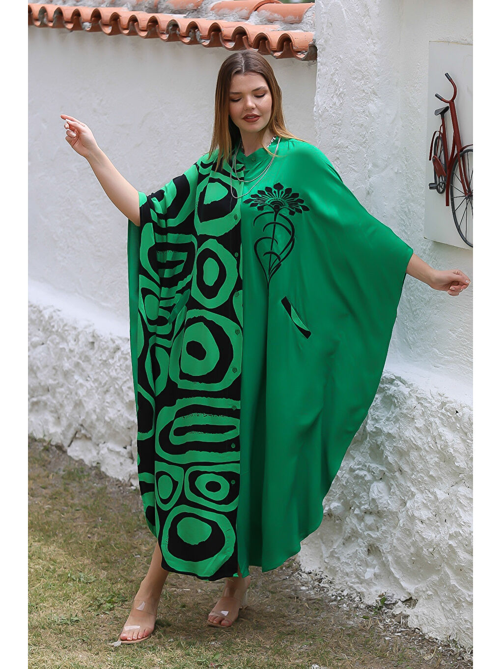 Siyah-Yeşil Hakim Yaka Yarasa Kol Düğmeli Fleto Cep Baskılı Dokuma Oversize Casual Elbise-2