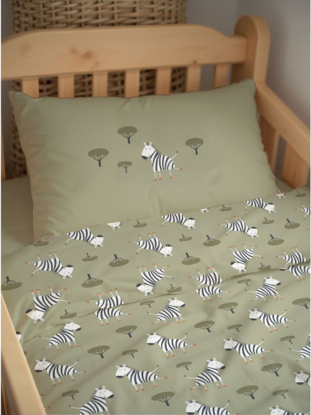 Safari Zebra 70x120 cm Bebek Nevresim Takımı - Adaçayı Yeşili & Pamuklu-1