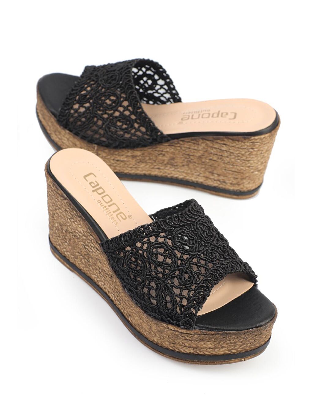 Siyah Dolgu Topuk Dantelli Kadın Terlik-1