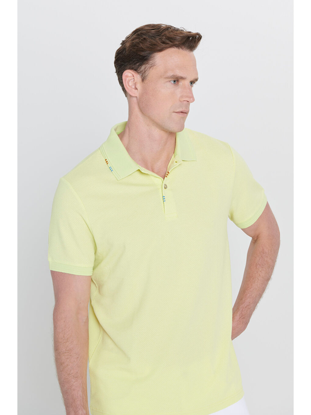 Erkek Fıstık Yeşil Slim Fit Dar Kesim Polo Yaka Düz Pamuklu Tişört-3