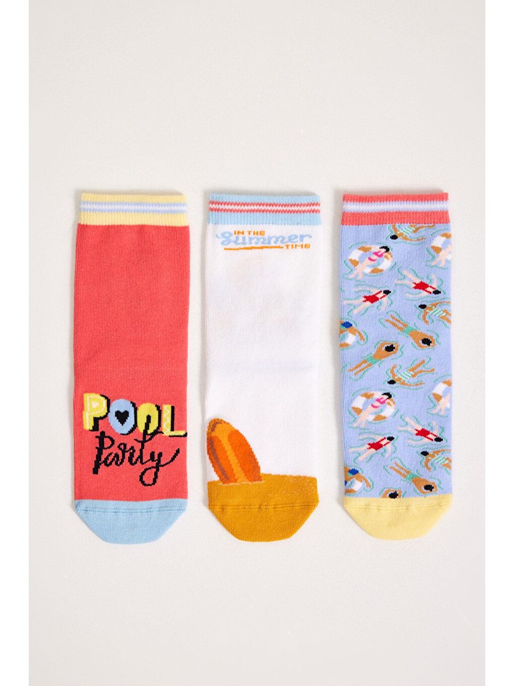 Karışık 3 Lü Paket Pool Party Erkek Çocuk Soket Çorap Desenli