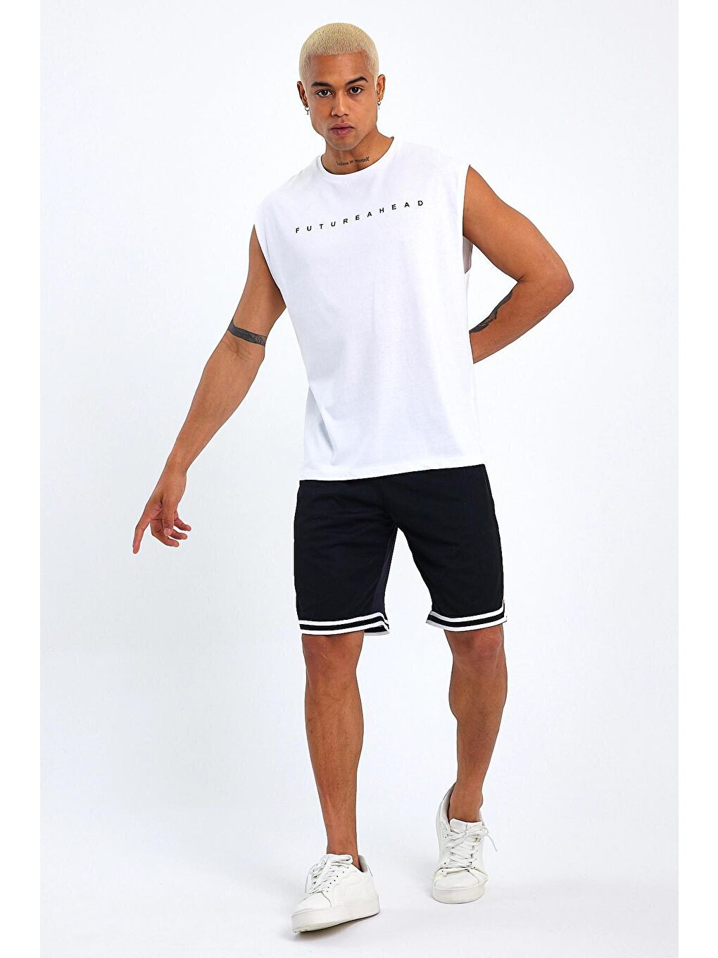 Beyaz Erkek Bisiklet Yaka Regular Fit Baskılı Tişort SPR23AT344-2