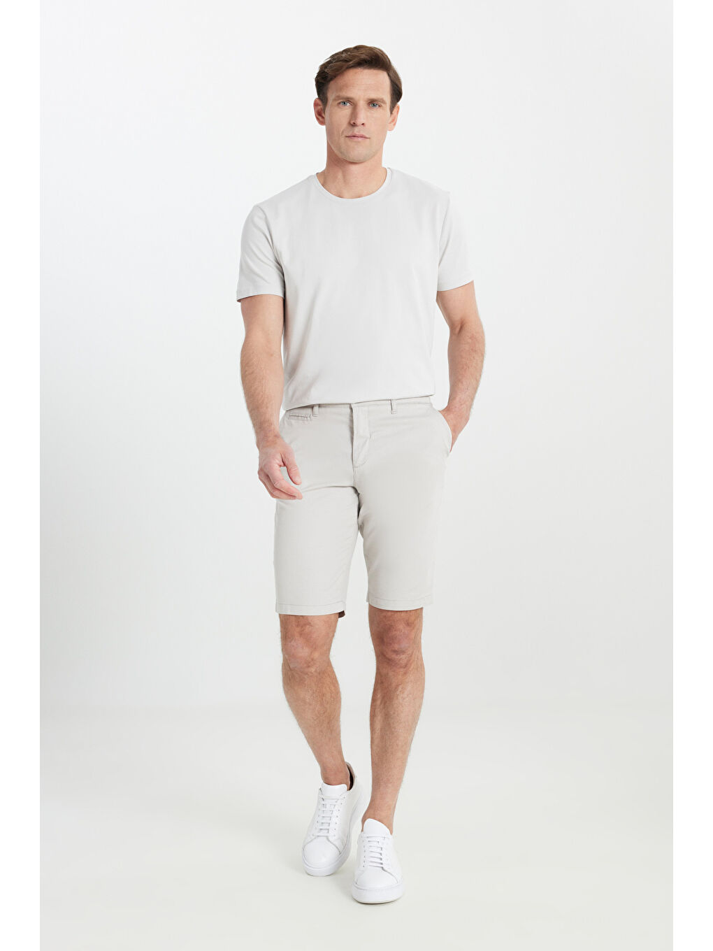 Bej Erkek Taş Slim Fit Dar Kesim Pamuklu Yan Cepli Armürlü Şort-1