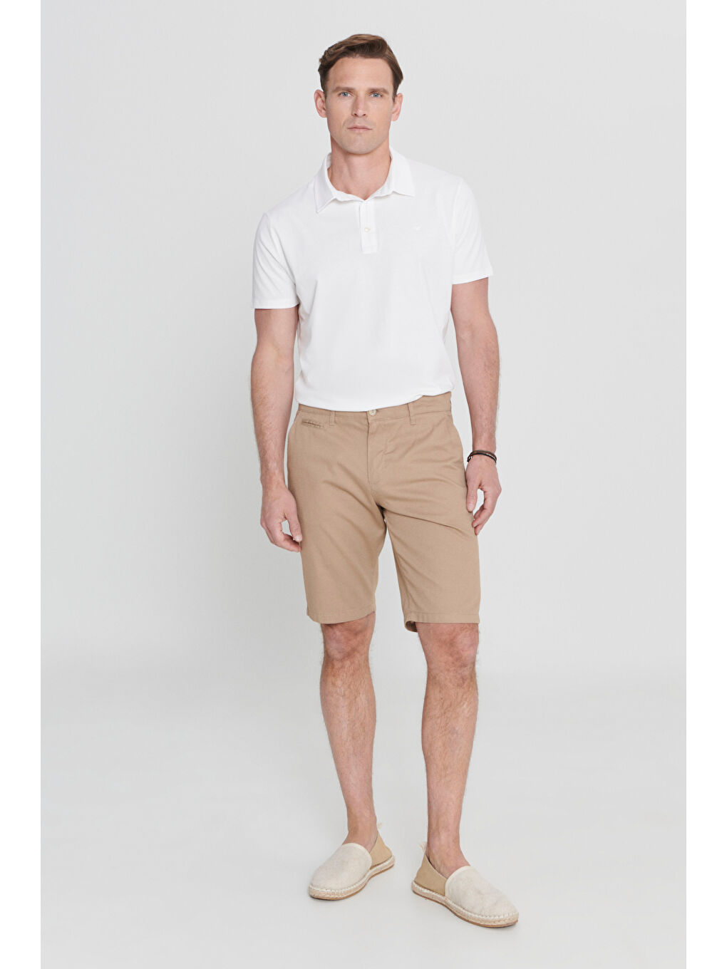 Bej Erkek Vizon Slim Fit Dar Kesim Pamuklu Yan Cepli Armürlü Şort-3