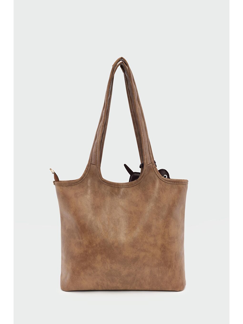 Bej Cause Charmlı Omuz Çanta Vizon-1