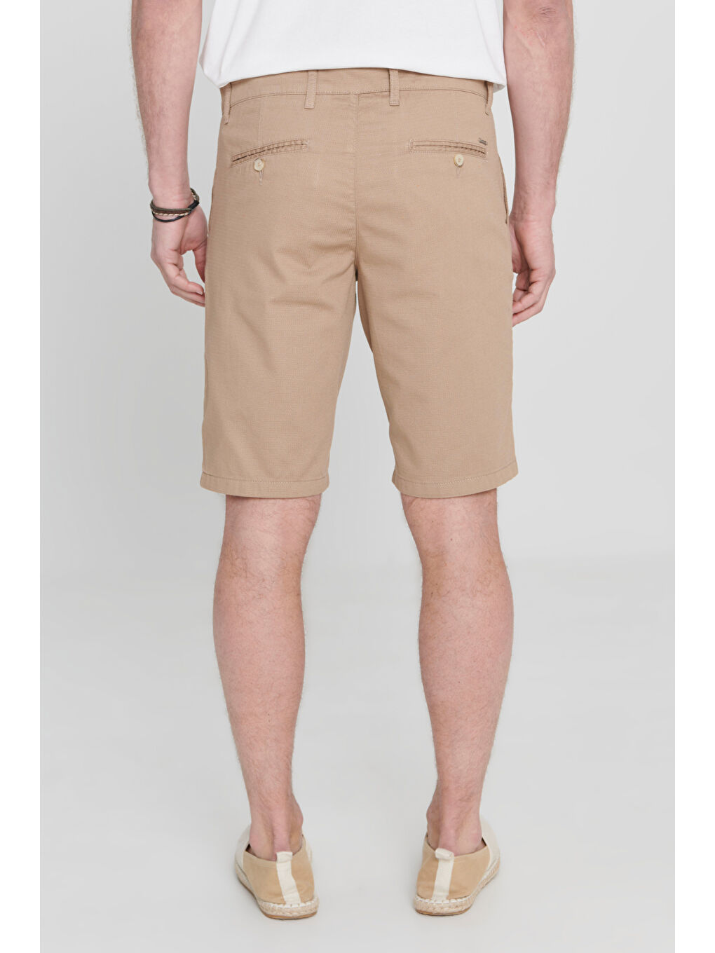 Bej Erkek Vizon Slim Fit Dar Kesim Pamuklu Yan Cepli Armürlü Şort-5