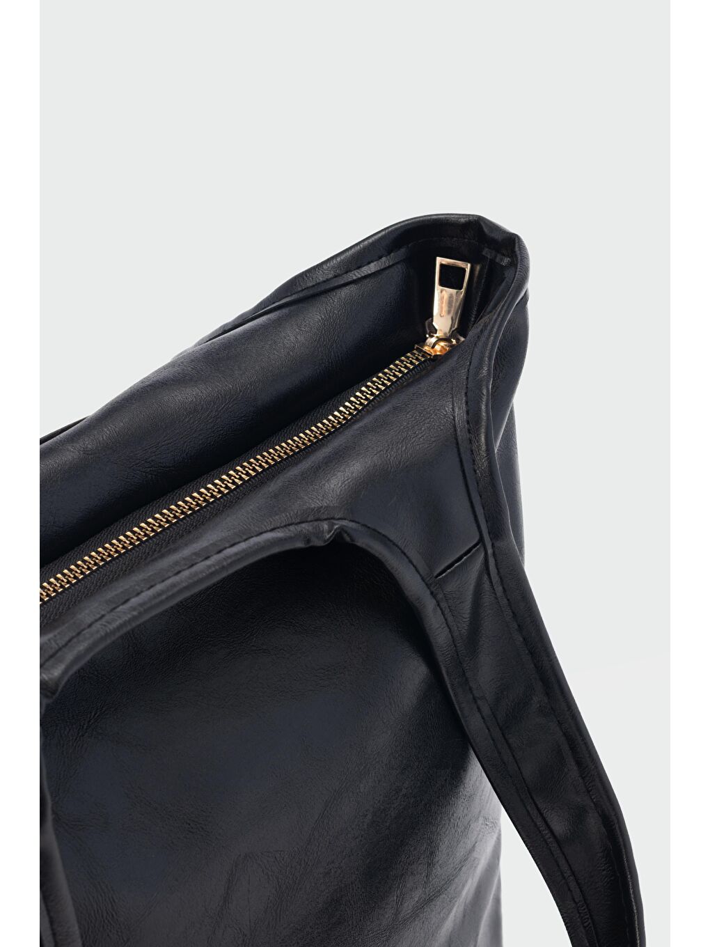 Cause Charmlı Omuz Çanta Siyah-3