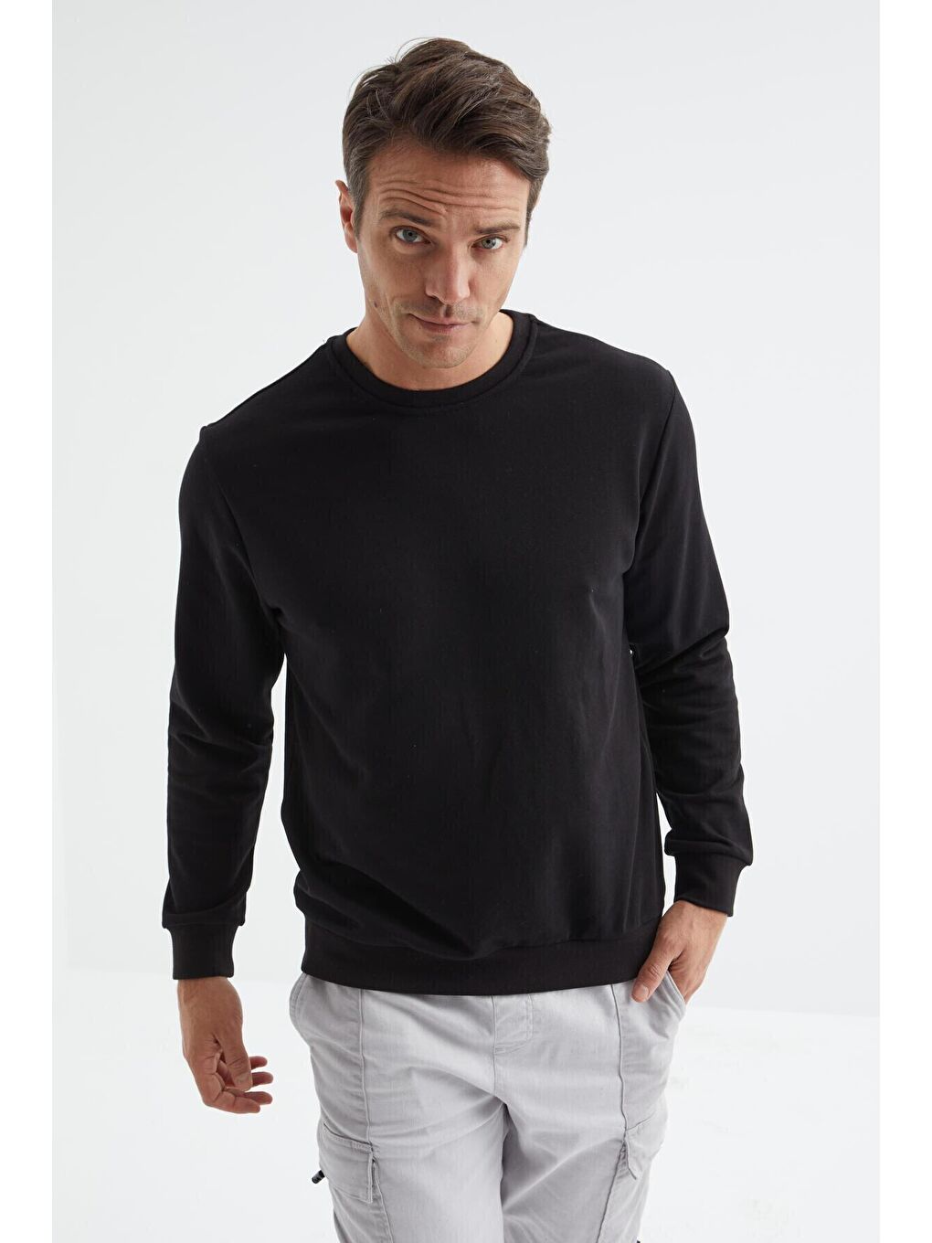 TOMMYLIFE Siyah Basic Bisiklet Yaka Rahat Form Erkek Sweatshirt - 88053 - 2