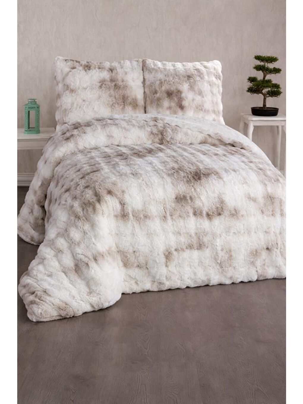 Ekru Nil Tavşan Tüyü Çift Kişilik Yatak Örtüsü 220x240 Cm Krem