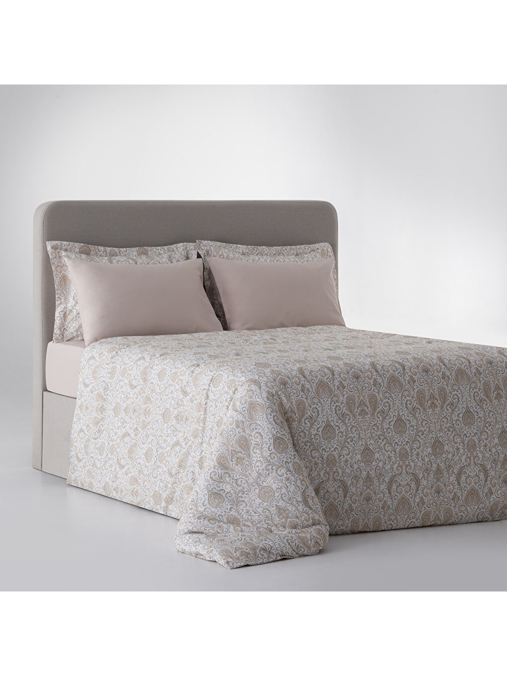 Serena Zarif Denge Çift Kişilik %100 Ege Pamuğu Nevresim Takımı - Çarşaflı - 4 Yastıklı Bej-1