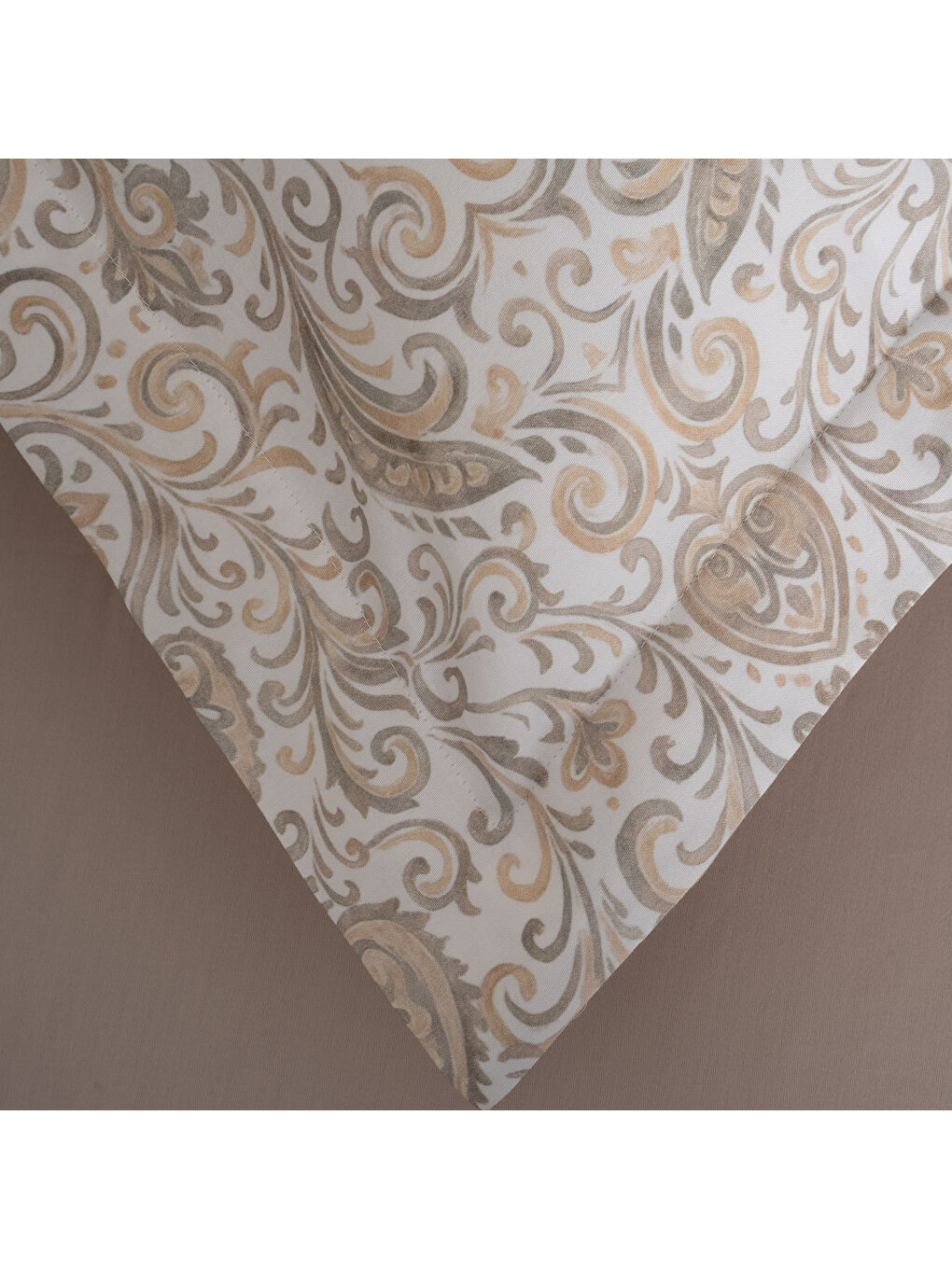 Serena Zarif Denge Çift Kişilik %100 Ege Pamuğu Nevresim Takımı - Çarşaflı - 4 Yastıklı Bej-3