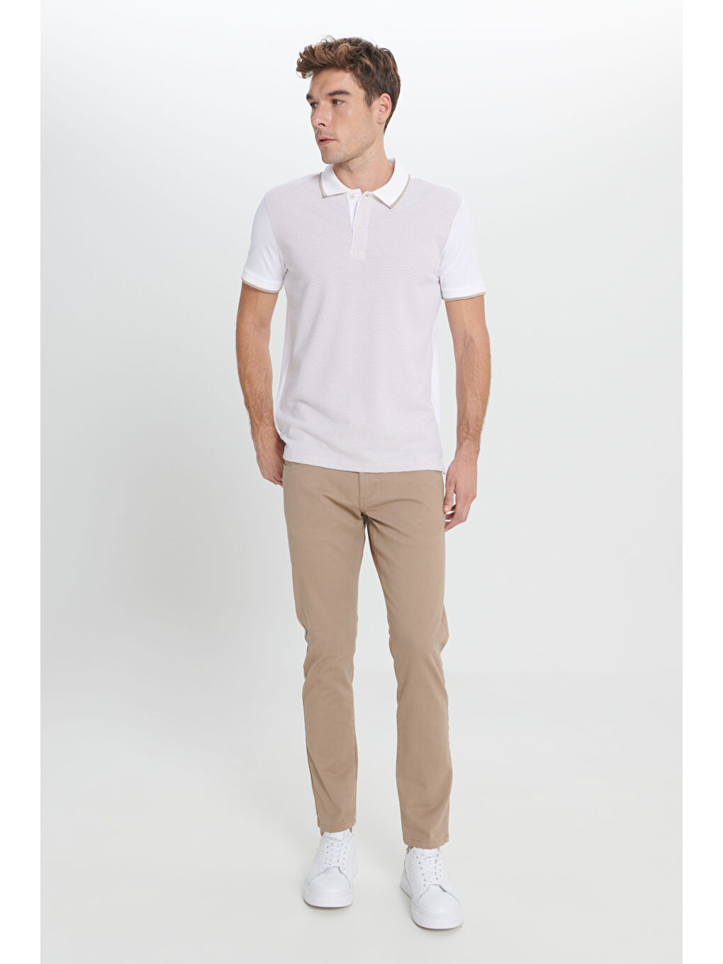 Erkek Bej-Beyaz Slim Fit Dar Kesim Polo Yaka Jakarlı Tişört-1