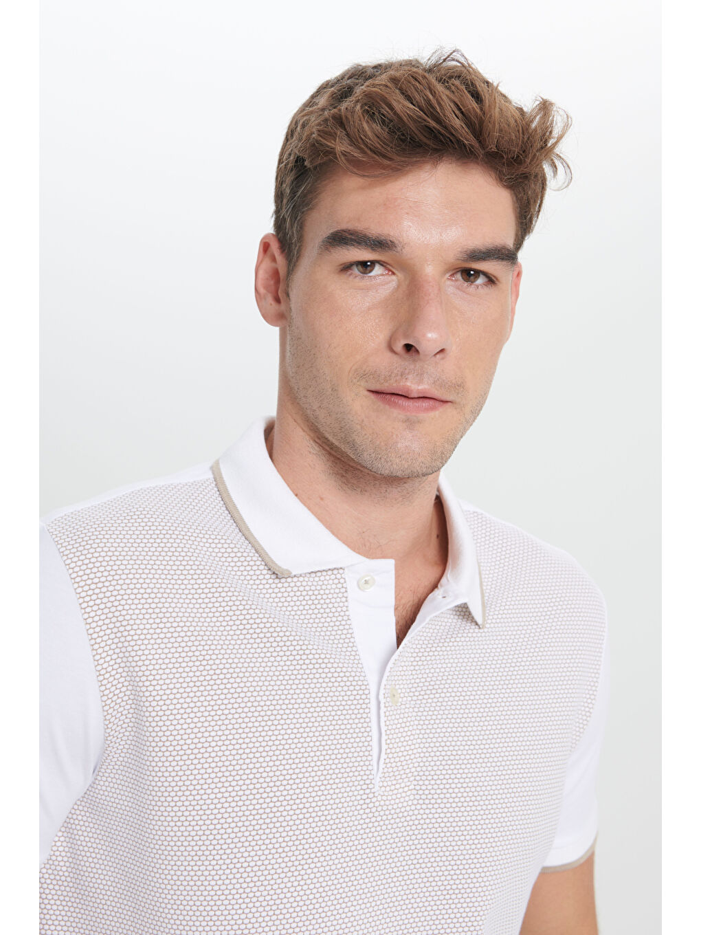 Erkek Bej-Beyaz Slim Fit Dar Kesim Polo Yaka Jakarlı Tişört-4