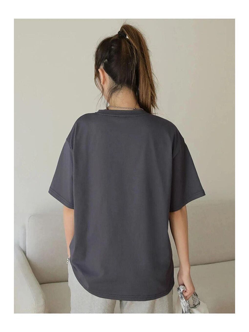 Gri Kadın Füme Polite-Romantic Baskılı Oversize Tişört-2