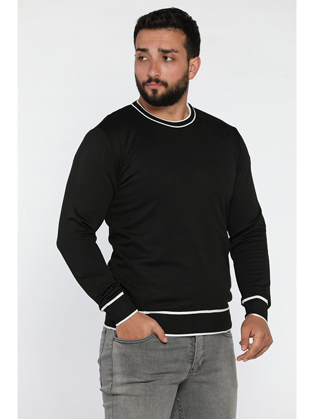 Siyah Bisiklet Yaka Çizgili Erkek Triko Kazak-1