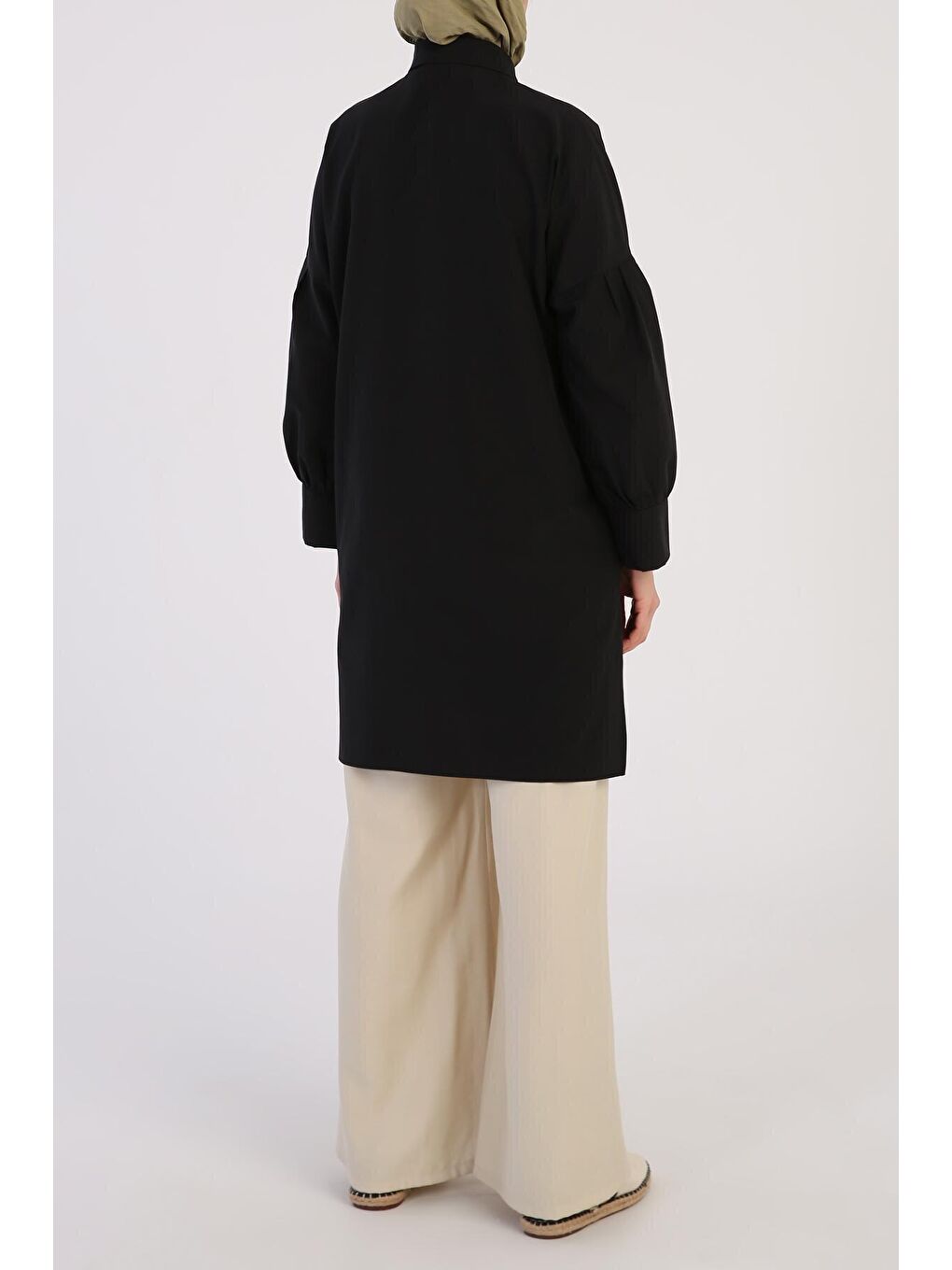 Siyah Kol Pileli Rahat Kalıp Tunik-4