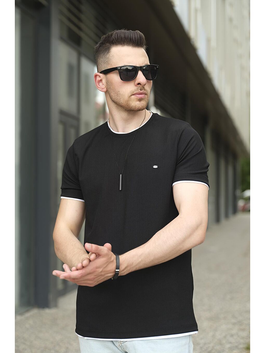 Siyah Koben Parça Kumaş Detaylı Erkek Slim Fit Tişört