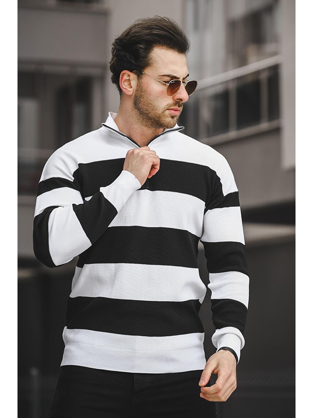 Siyah Çift Renk Erkek Uzun Kol Fermuarlı Dik Yaka Triko Sweatshirt