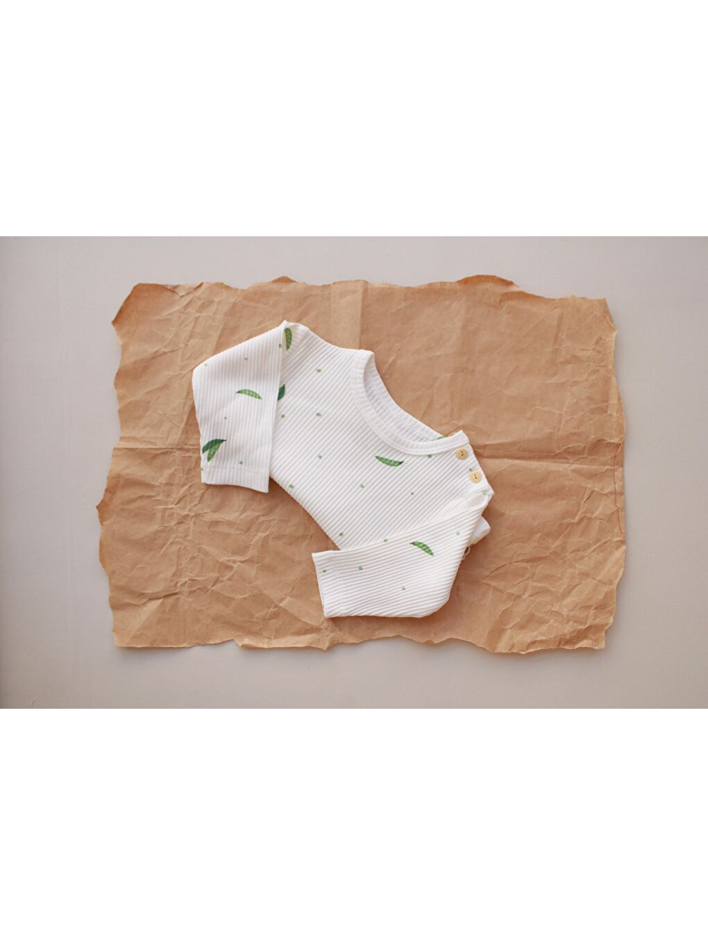 Ekru Bezelye Desenli Üst-2