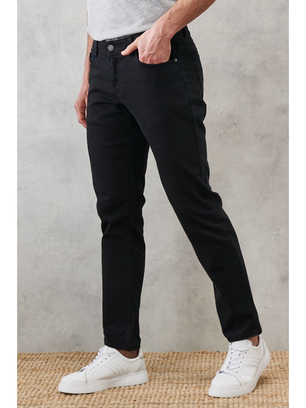 Erkek Siyah 360 Derece Her Yöne Esneyen Rahat Slim Fit Pantolon-2