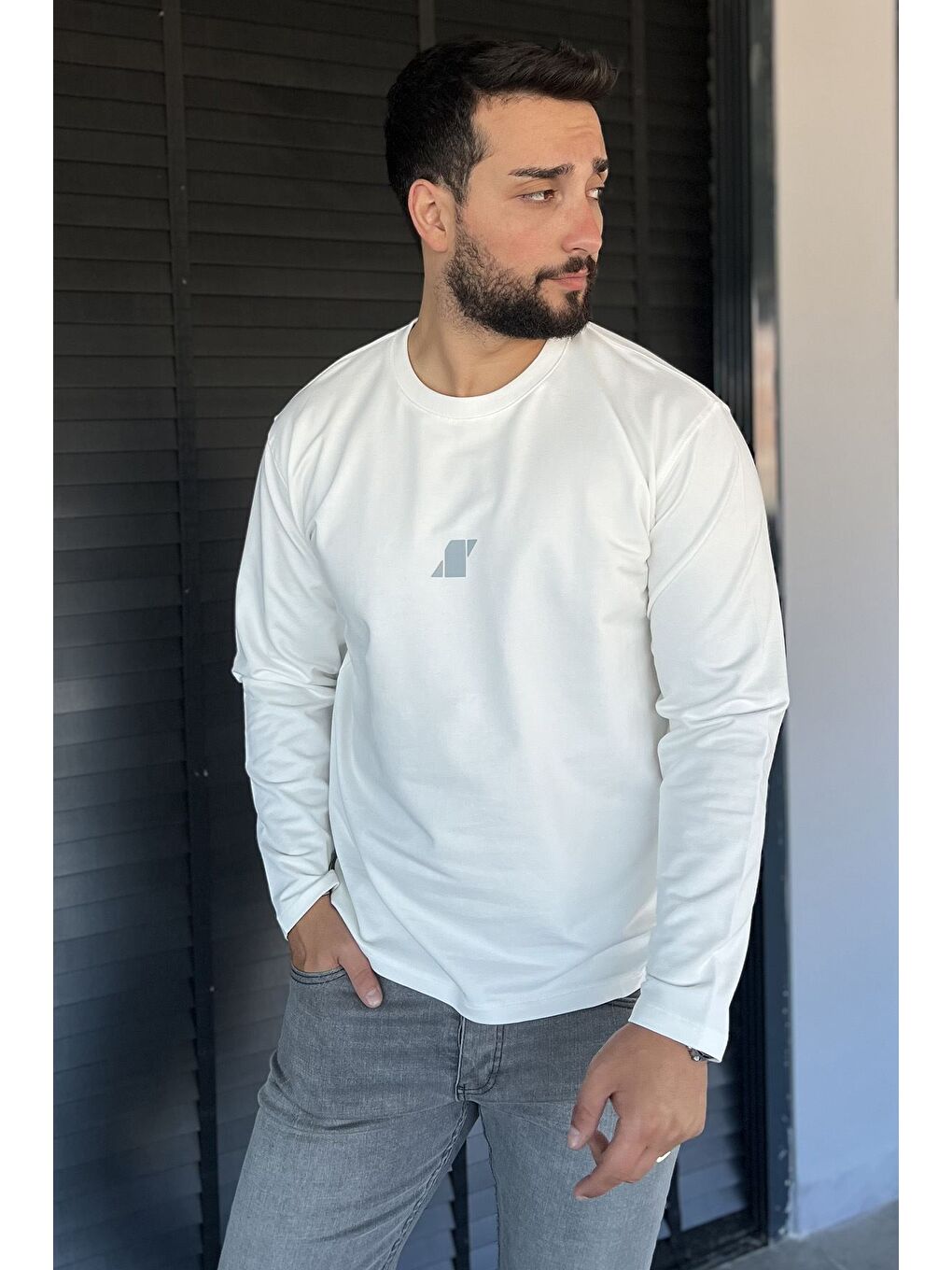 Ekru Erkek Bisiklet Yaka Baskılı Sweatshirt-1