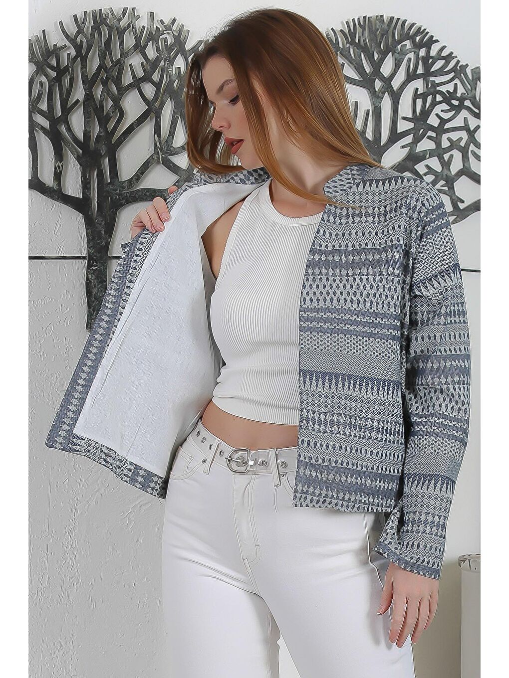 Gri Hakim Yaka Uzun Kol Desenli Kapamasız Astarlı Casual Dokuma Ceket-3