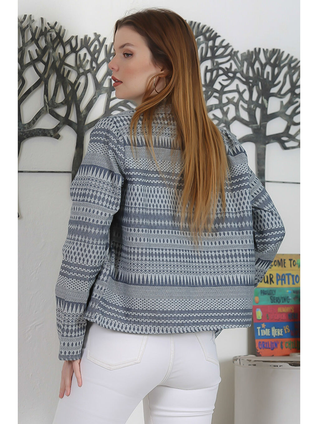 Gri Hakim Yaka Uzun Kol Desenli Kapamasız Astarlı Casual Dokuma Ceket-4