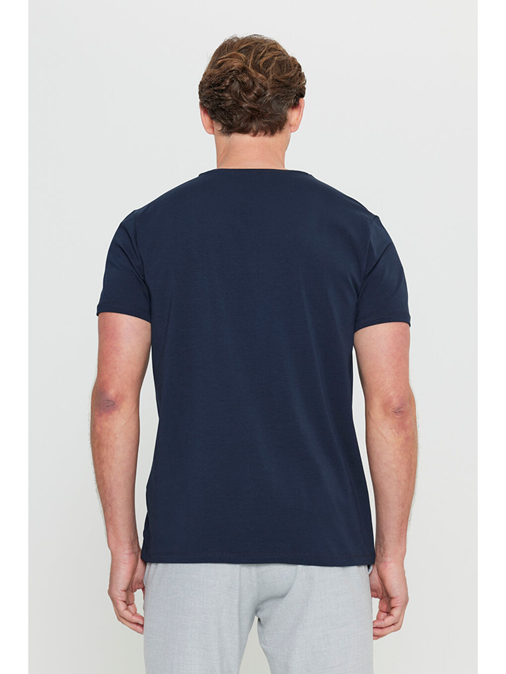 Erkek Lacivert 360 Derece Her Yöne Esneyen Slim Fit Bisiklet Yaka Tişört-4