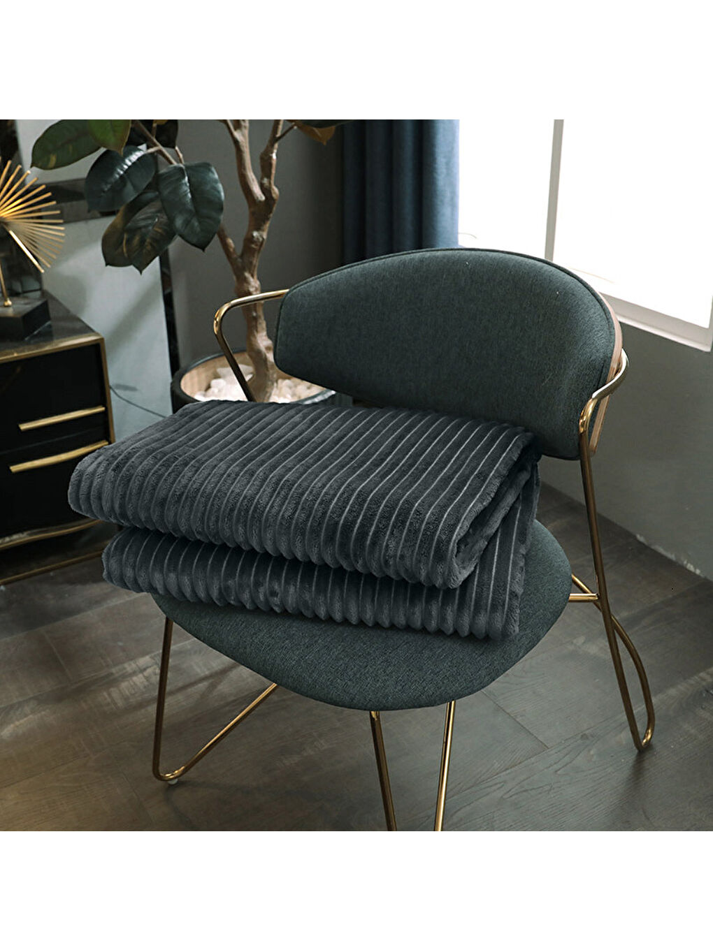 Antrasit Tek Kişilik Fitilli Yumuşak Dokulu Tv Battaniye 120x170 cm