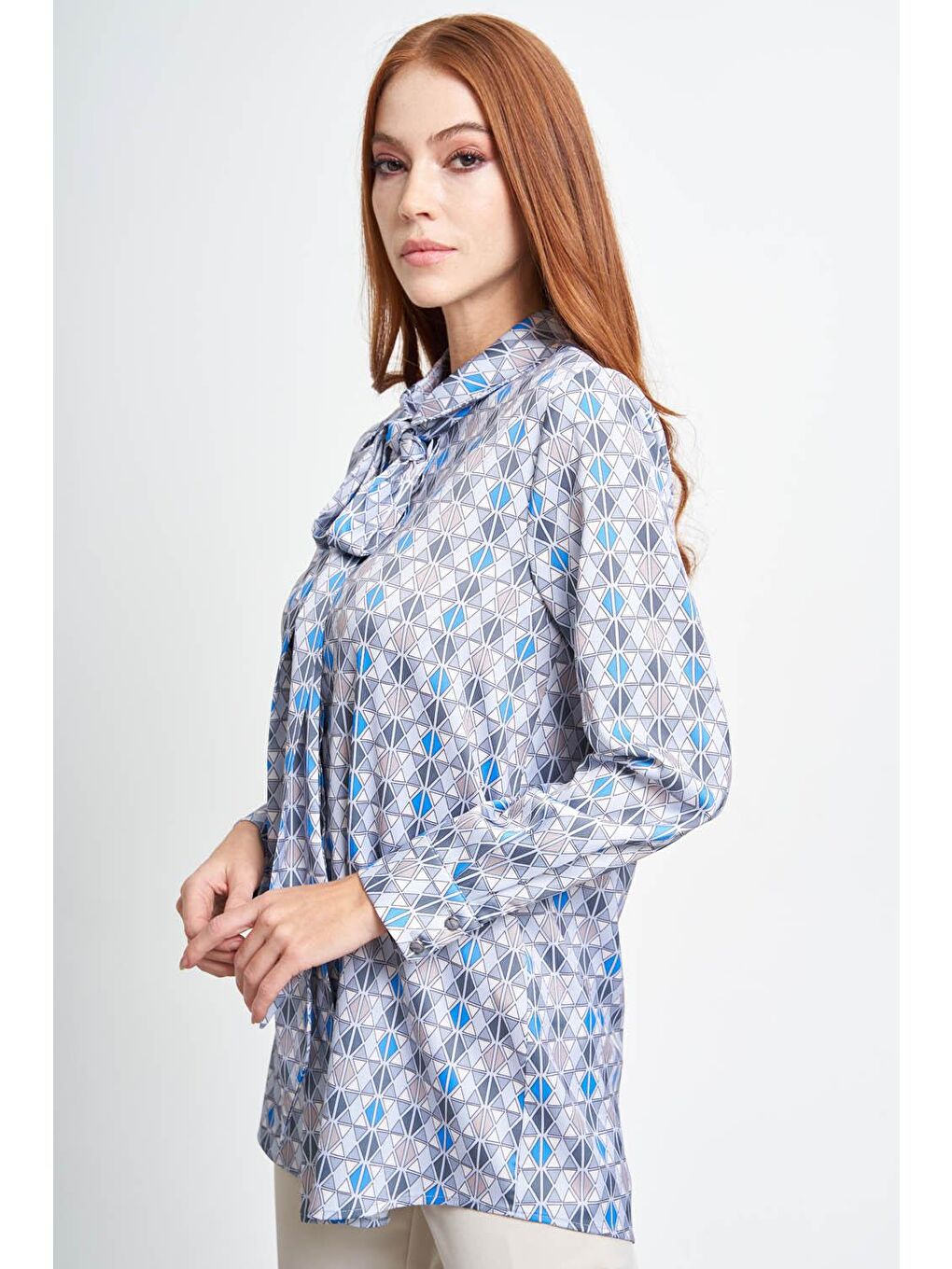 Geometrik Desenli Mavi Gömlek-1