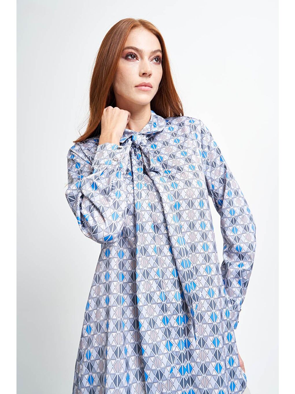Geometrik Desenli Mavi Gömlek-3