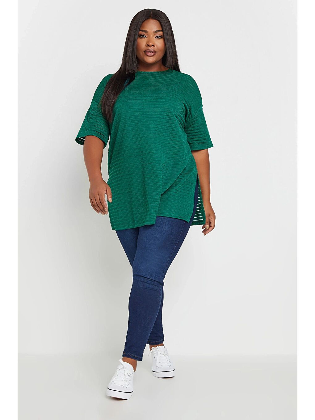 Yeşil Büyük Beden Bisiklet Yaka Yarım Kollu Yırtmaçlı Çizgili File Bluz 303426-1